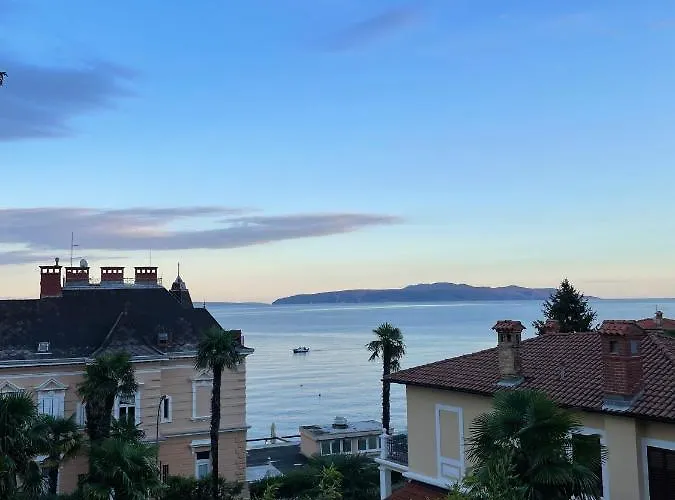 The Attic Lejlighed Lovran